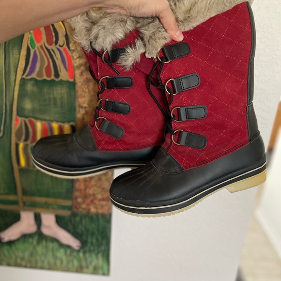 Target Women's Ankle Boots - Black and Red - Picture 3 of 5